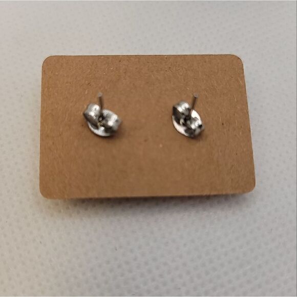 š5/$25šMismatchedāTrickāOrāTreatāEarrings - Picture 3 of 3